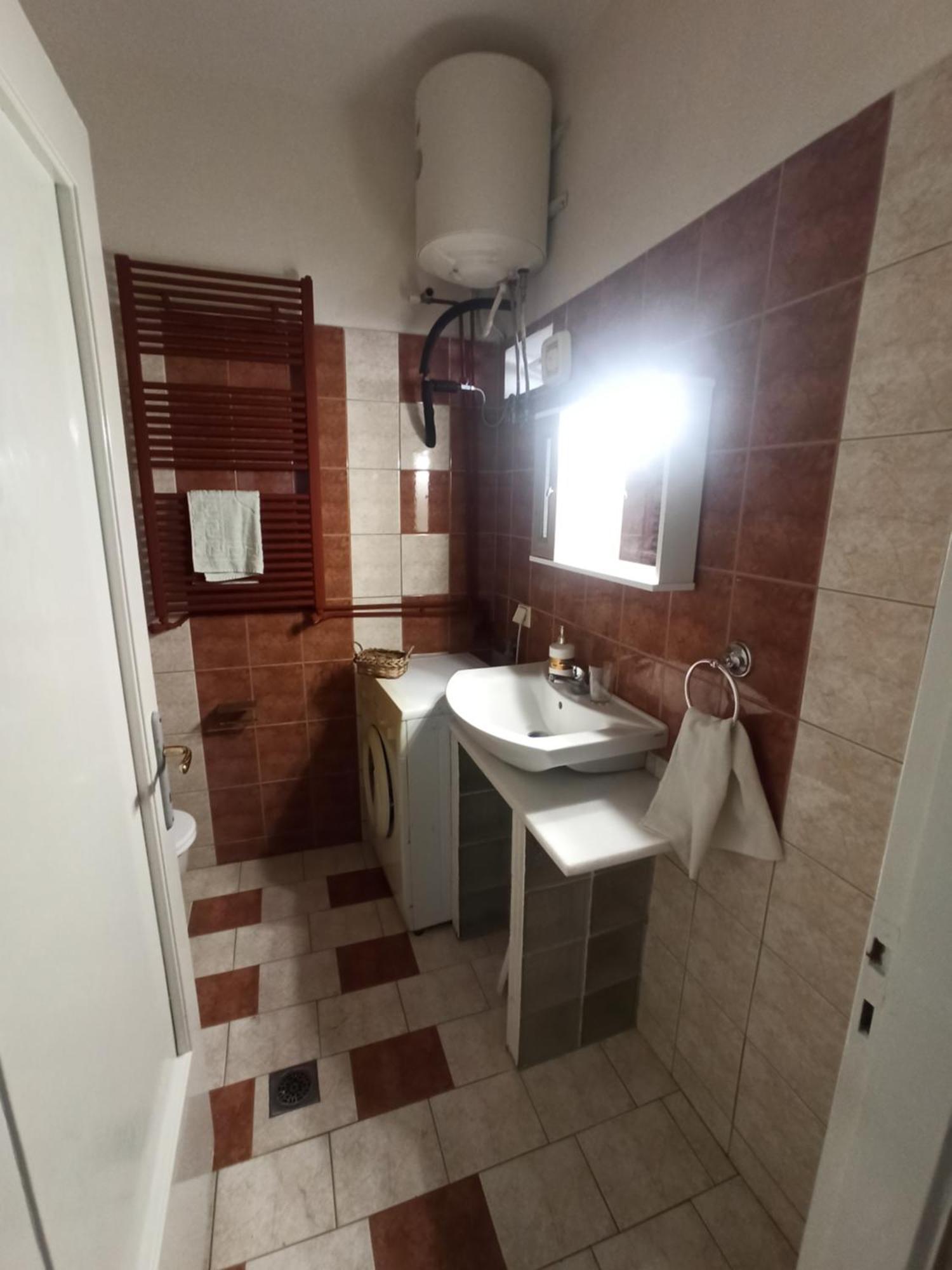Vangel Backyard Áyios Nikólaos Bilik gambar